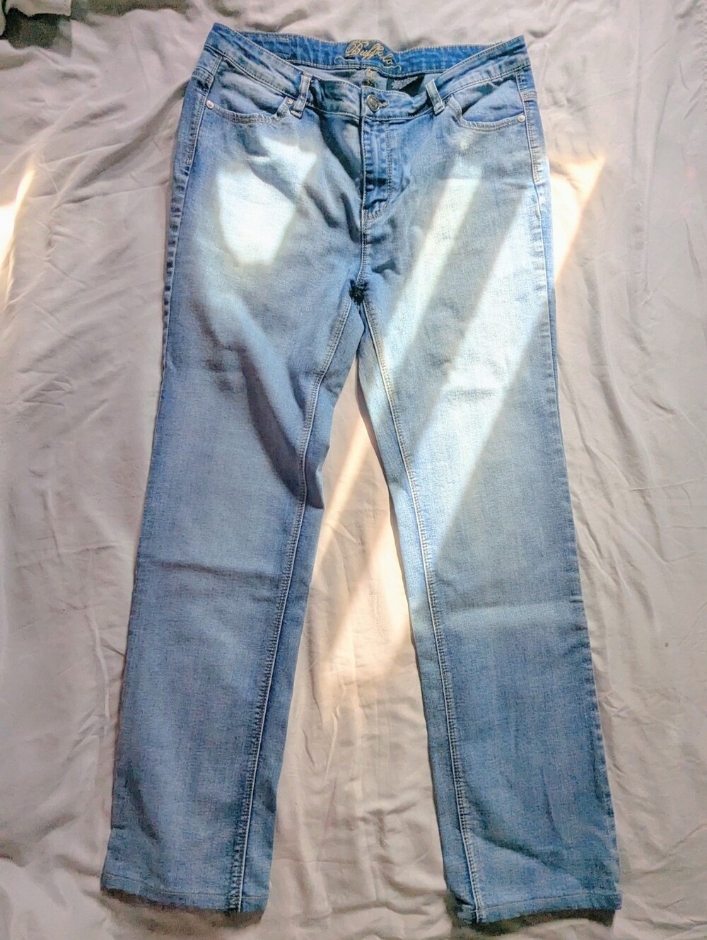 Size 12 EUC Buffalo Med/Light Wash Straight Leg Jeans *Hemmed*